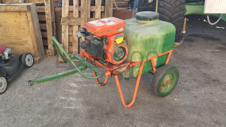 Fotografia de máquina: Motopulverizador
