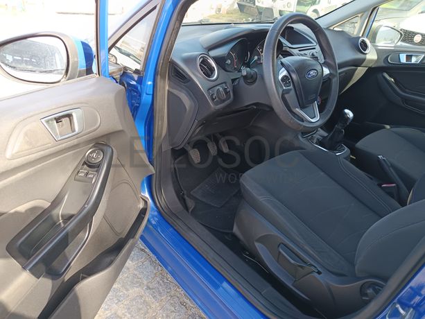 Ford Fiesta · Ano 2013
