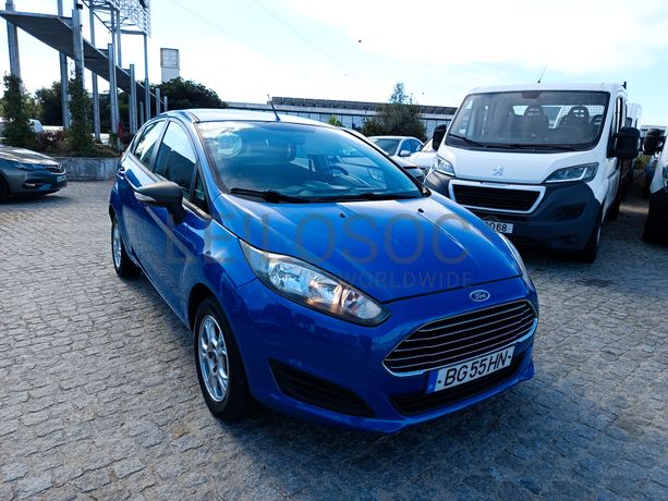 Ford Fiesta · Ano 2013