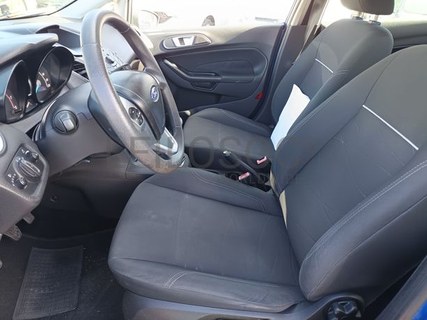 Ford Fiesta · Ano 2013