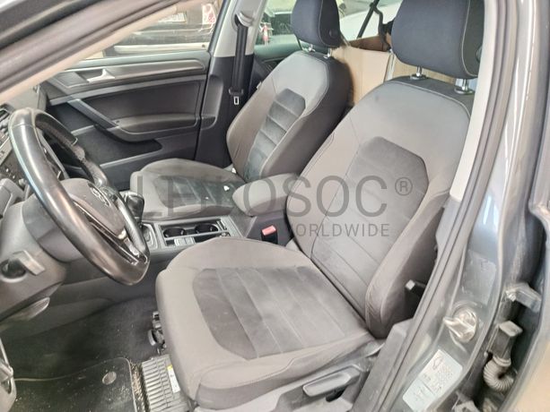Volkswagen Golf · Ano 2018