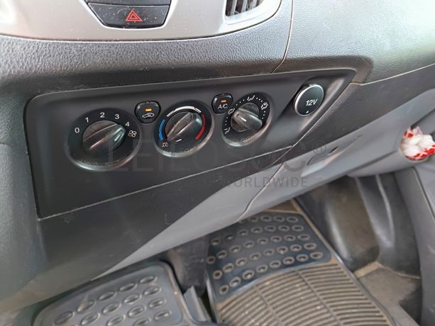 Ford Transit · Ano 2014