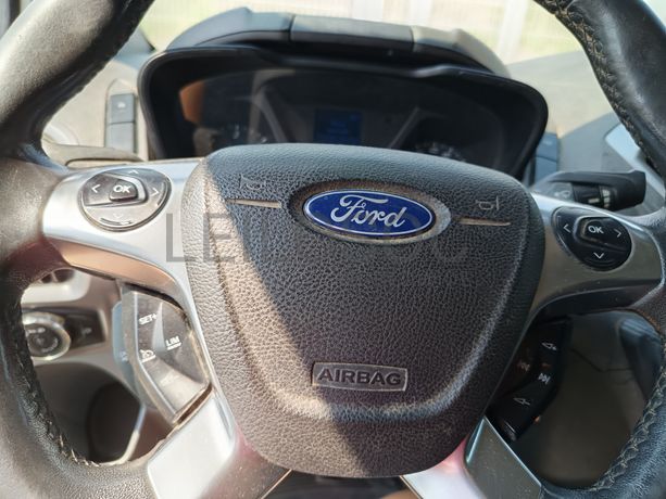 Ford Transit · Ano 2014