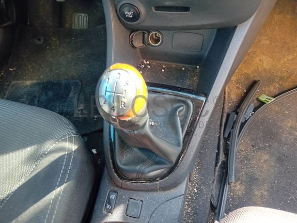 Fotografia 5 de 21: Renault Clio · Ano 2016