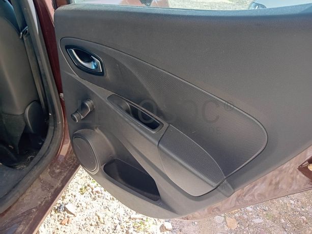 Renault Clio · Ano 2016