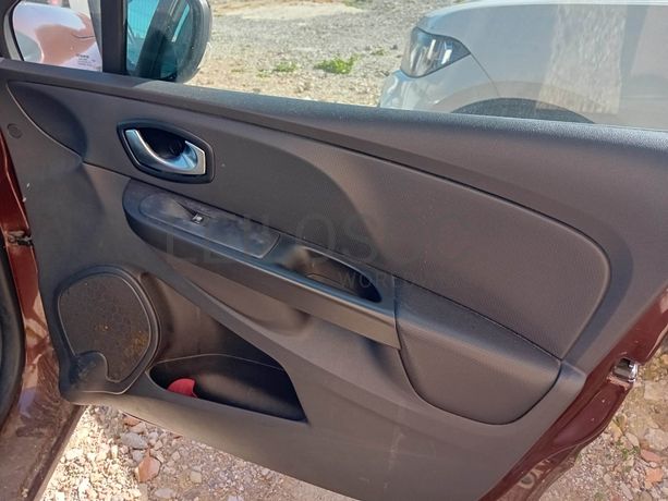Fotografia 7 de 21: Renault Clio · Ano 2016