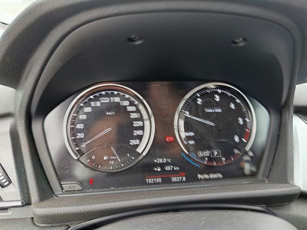 BMW 216 d · Ano 2018