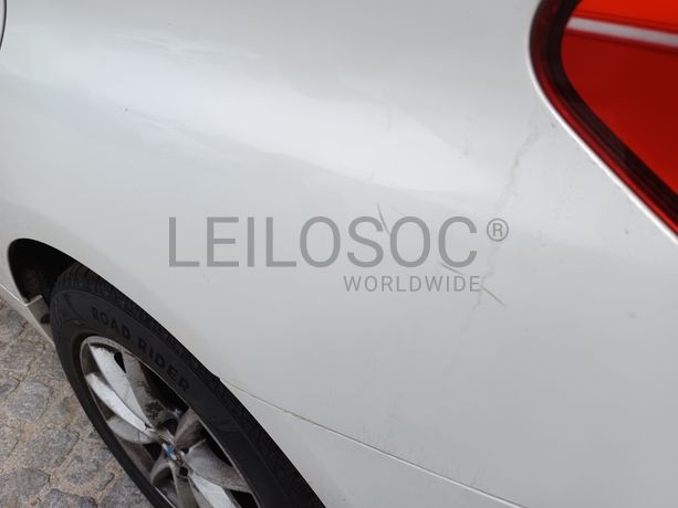 BMW 216 d · Ano 2018