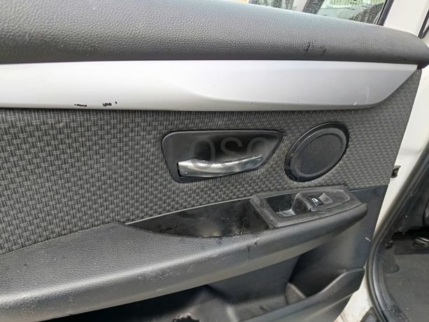 BMW 216 d · Ano 2018