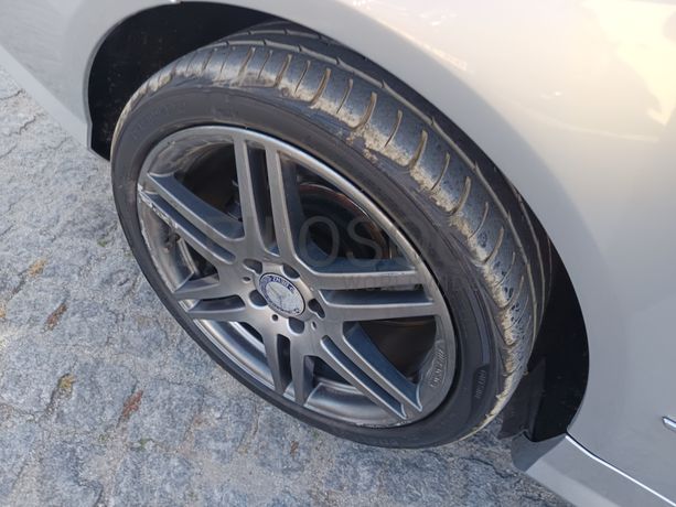 Fotografia 9 de 41: Mercedes-Benz E 250 CDI · Ano 2010
