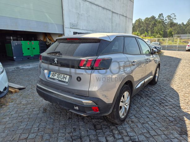 Fotografia 4 de 57: Peugeot 3008 · Ano 2018