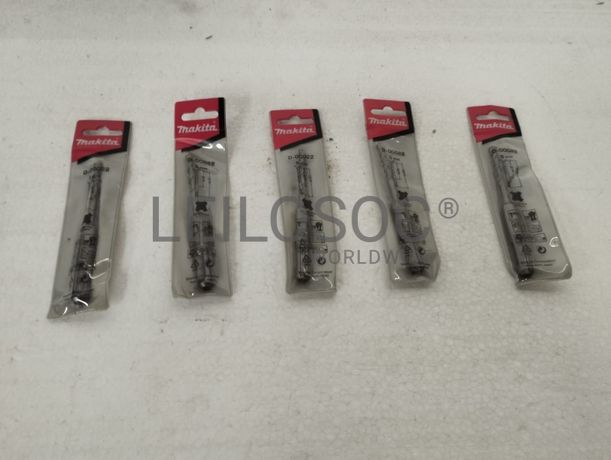 Lote misto: 80 cintas de lixar (40 Makita) + 36 brocas SDS + 25 chaves e outros artigos