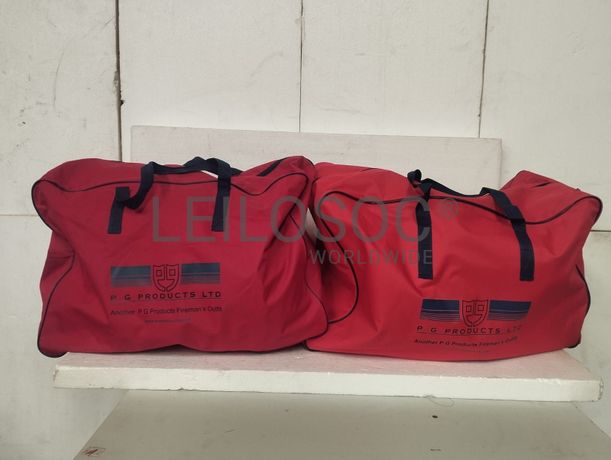 Lote misto: 6 mantas anti-fogo + 4 fatos de bombeiro SOLAS/MED ref. 72082