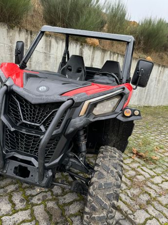 Buggy Can-am Maverick Trail 800 DPS · Ano 2019