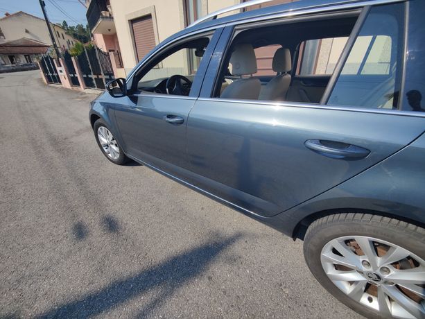 Skoda Octavia 1.6 TDI · Ano 2019