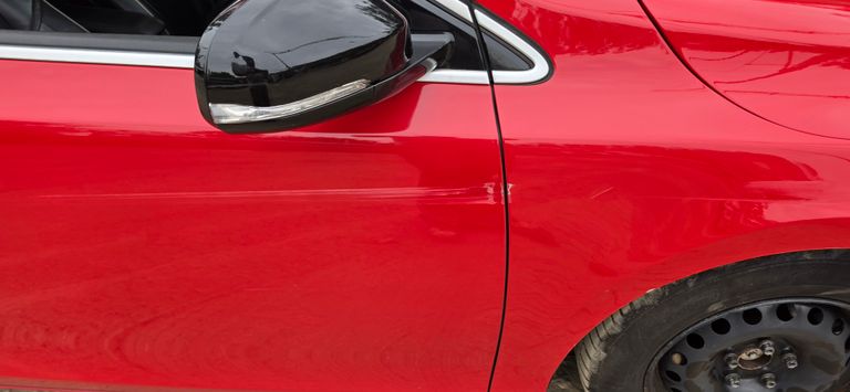 Volvo V40 D2 Rdesign · Ano 2013