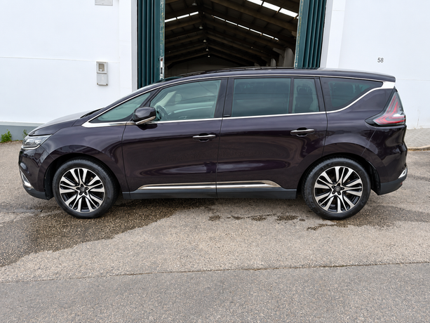 Fotografia 3 de 18: Renault Espace V 1.6 dCi Initiale Paris EDC · Ano 2016