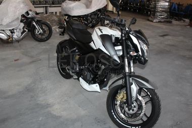Bajaj Pulsar NS 200 FI ABS 