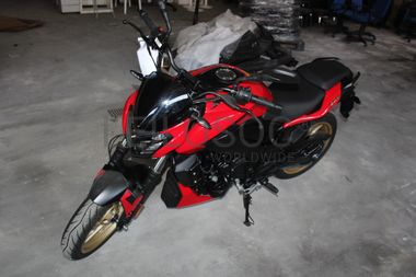Bajaj Dominar D400 ABS