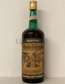 Aguardente 'Meio Século'