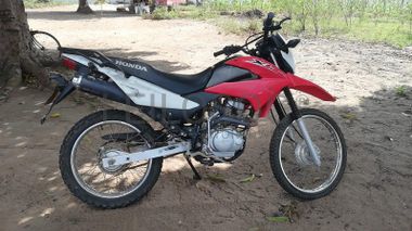 Motorizada de marca Honda XL 125 LEK · 