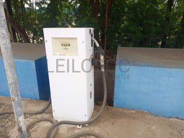 Tanques de combustível e Bomba de abastecimento de combustível · 