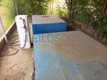 Tanques de combustível e Bomba de abastecimento de combustível · 