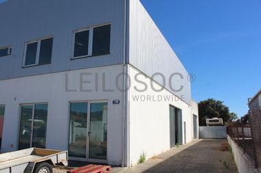 Lotes 1 a 5 · Lojas · Escritórios · Portalegre