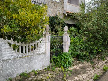 Moradia + Armazém + Terreno  · Torres Vedras