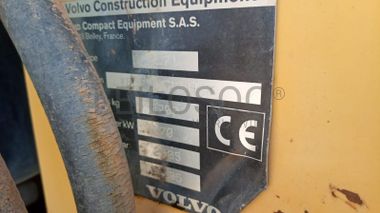 Retroescavadora VOLVO BL71