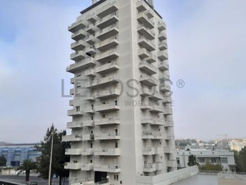 Apartamento T4 · Alfragide, Amadora