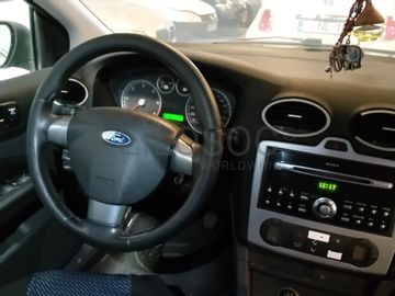 Ford Focus 1.6 TDCI · Ano 2006 