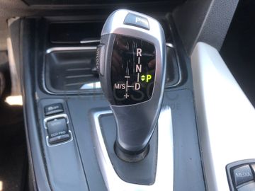 BMW 318 D · Ano 2014 