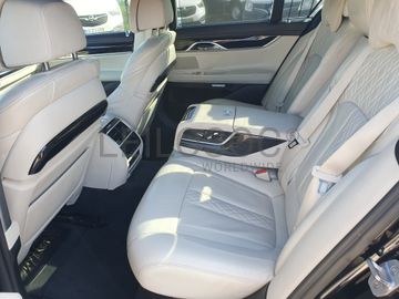 BMW 750 D Xdrive · Ano 2016 