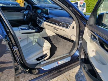 BMW 750 D Xdrive · Ano 2016 