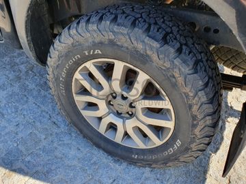 LEILÃO SUSPENSO · Nissan Navarra 3000 V6 · Ano 2011 