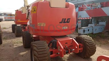 Plataforma elevatória JLG 450AJ SII M