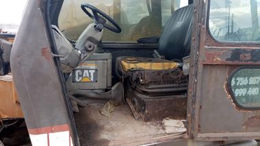 Caterpillar TH63