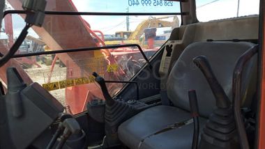 Giratória Hitachi