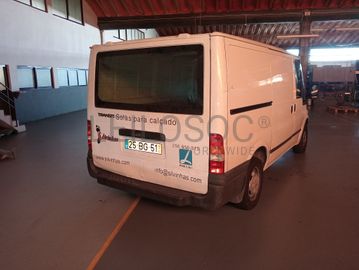 Ford Transit · Ano 2006