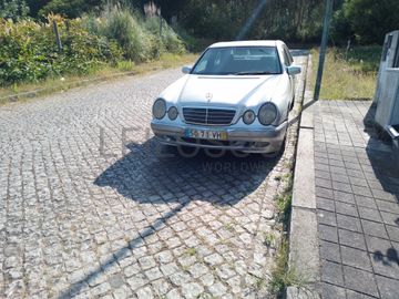 Mercedes-Benz · Ano 2000