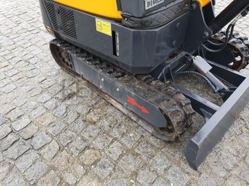 Mini Giratória Infront YFE16 · Ano 2022