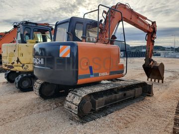 Giratória de rastos Hitachi