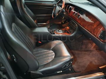 Jaguar XK8 Coupé · Ano 1997 