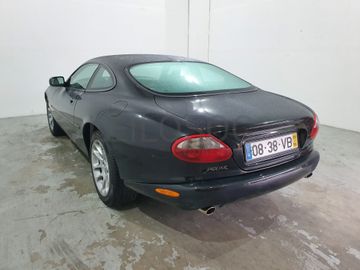 Jaguar XK8 Coupé · Ano 1997 