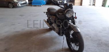 Triumph Bonneville 986MF · Ano 2013