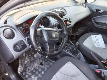 Seat Ibiza IV Hatchback 1.2 TDI · Ano 2012
