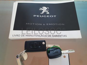 Peugeot Partner · Ano 2016