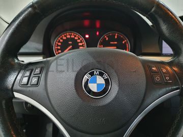 BMW 318D · Ano 2008