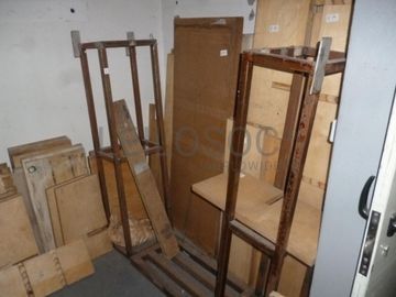 Hidráulica com moldes · Máquina de injeção de politeno · Moldes de Injeção · Moldes de Madeira